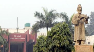 Delhi High Court dismisses plea of Jamia contract employee seeking regularisation of services