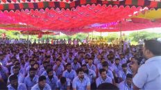 Workers strike on higher wages demand in Samsung Sriperumbudur Plant